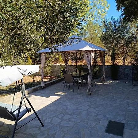Ktima Argiri * Ormos Panagias